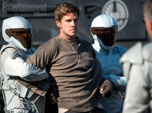 http://www.firstshowing.net/2013/two-more-photos-emerge-from-the-hunger-games-catching-fire/