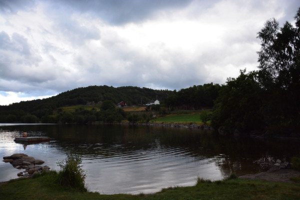 Toplo jezero / Foto: Fabegdojden