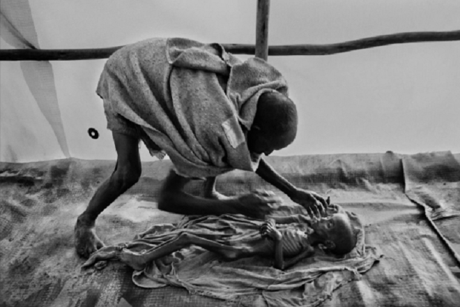 Foto: Sebastião Salgado,  nightcricket.tumblr.com