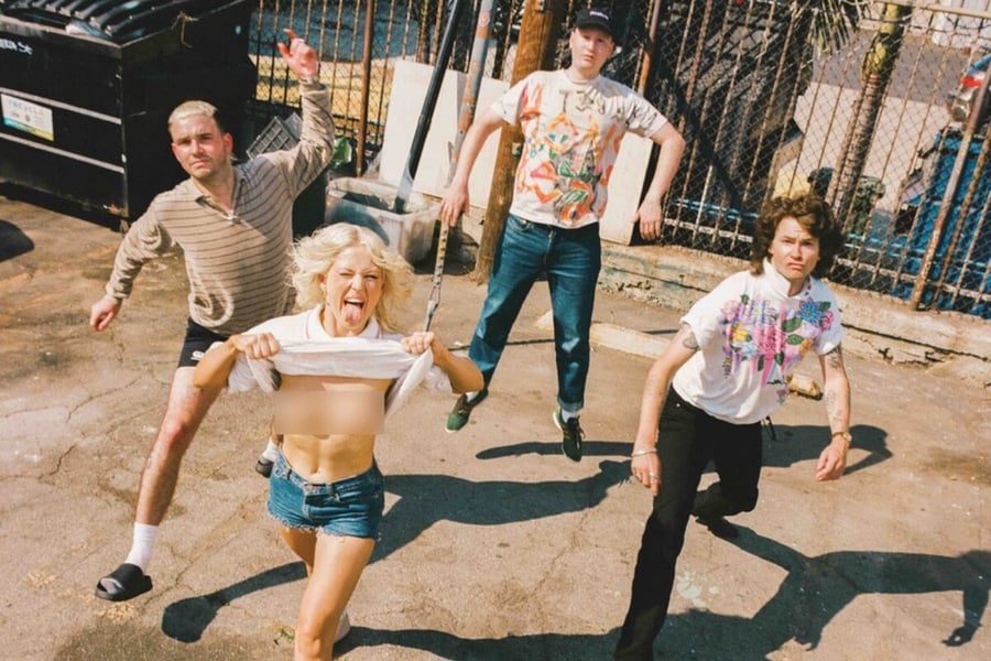 Manje priče, više piva i punka: Amyl and the Sniffers uskoro premijerno u Hrvatskoj